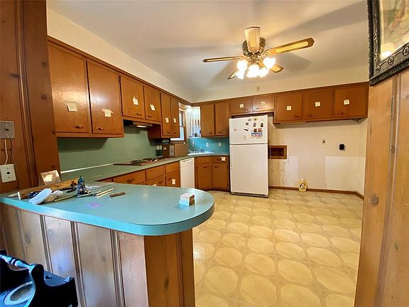 5th image of 3340 S 20th St