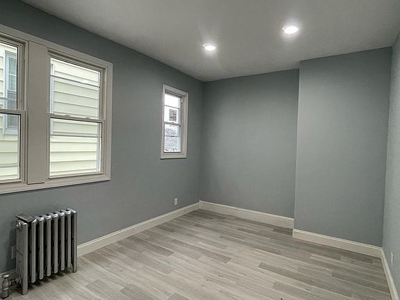 2nd image of 99 Boyden Ave Floor 2