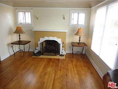 2nd image of 2033 W 78th St