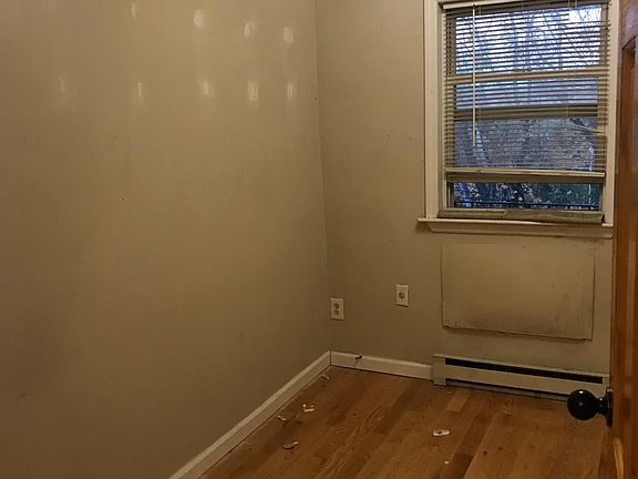 5th image of 4329 223rd St #1