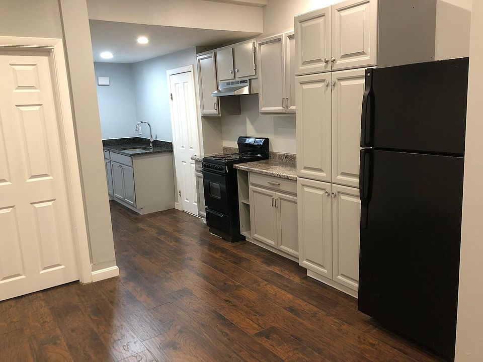 1st image of 233 Southern Artery Unit 1