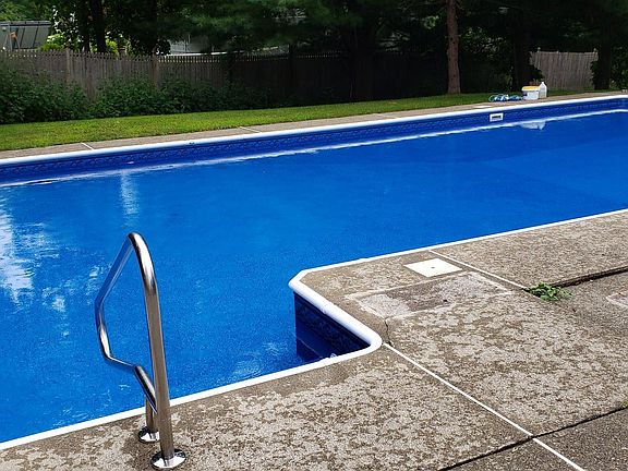 5th image of 3 Deerfield Dr