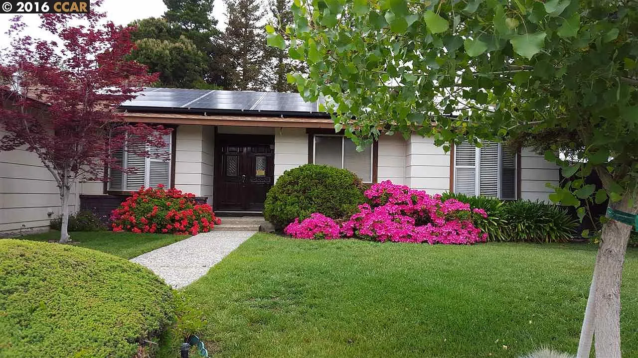 4300 Thornhill Way photo 1