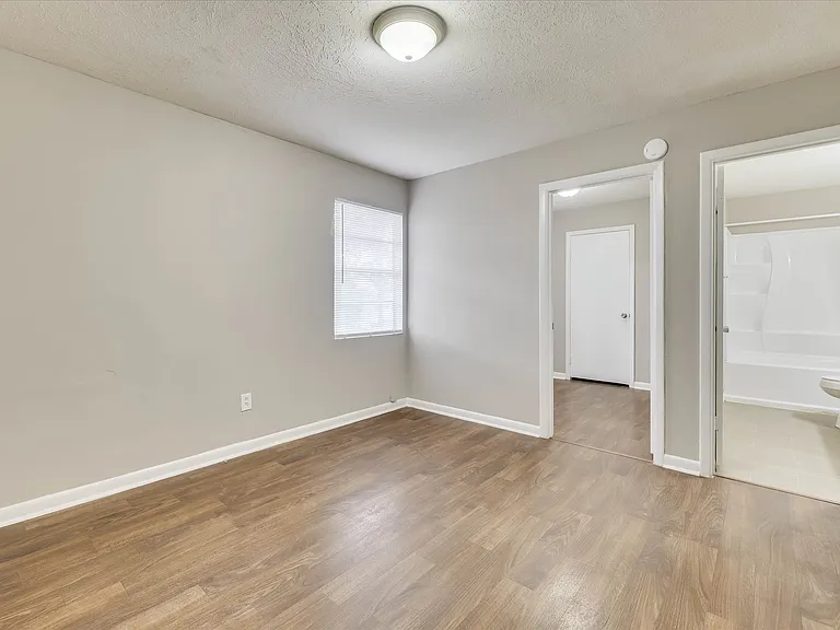 Cedar Pines — Photo 29
