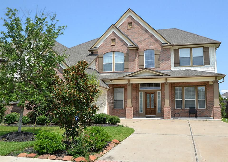 1st image of 1415 Ravenel Ln