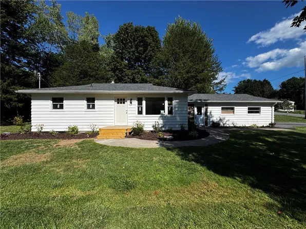 7514 State Street Rd, Auburn, NY 13021