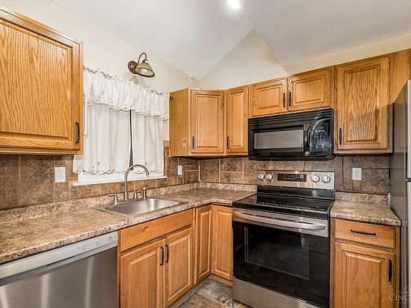 5th image of 5819 Lake Michigan Dr