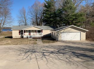 15320 Meddler Ave, Gowen, MI 49326