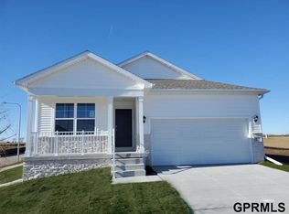 12612 S 204th Ave, Gretna, NE 68028