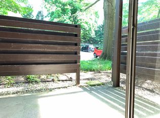 511 1st St N APT 213, Charlottesville, VA 22902