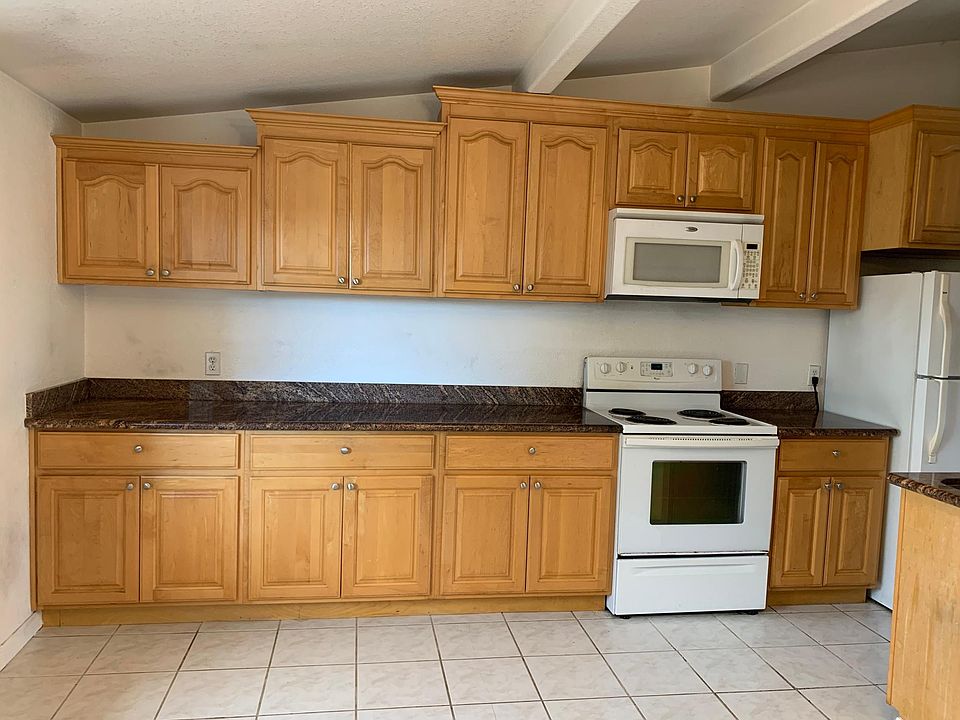 1st image of 3170 Gawain Dr