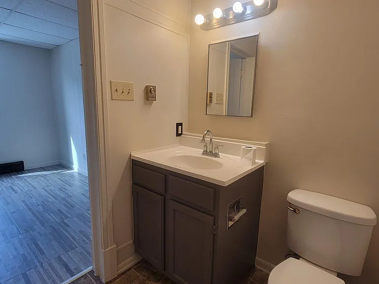 5 N Main St #5B — Photo 8
