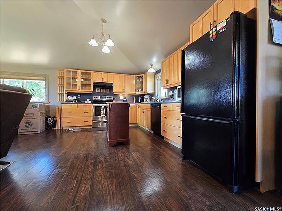 5th image of 43 ASSINIBOIA AVENUE