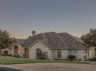 145 Stoneledge Dr, Fredericksburg, TX 78624