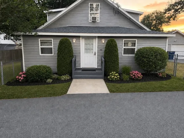 114 Bay State Rd, Tewksbury, MA 01876