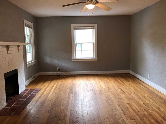 5th image of 2428 Hoyt St
