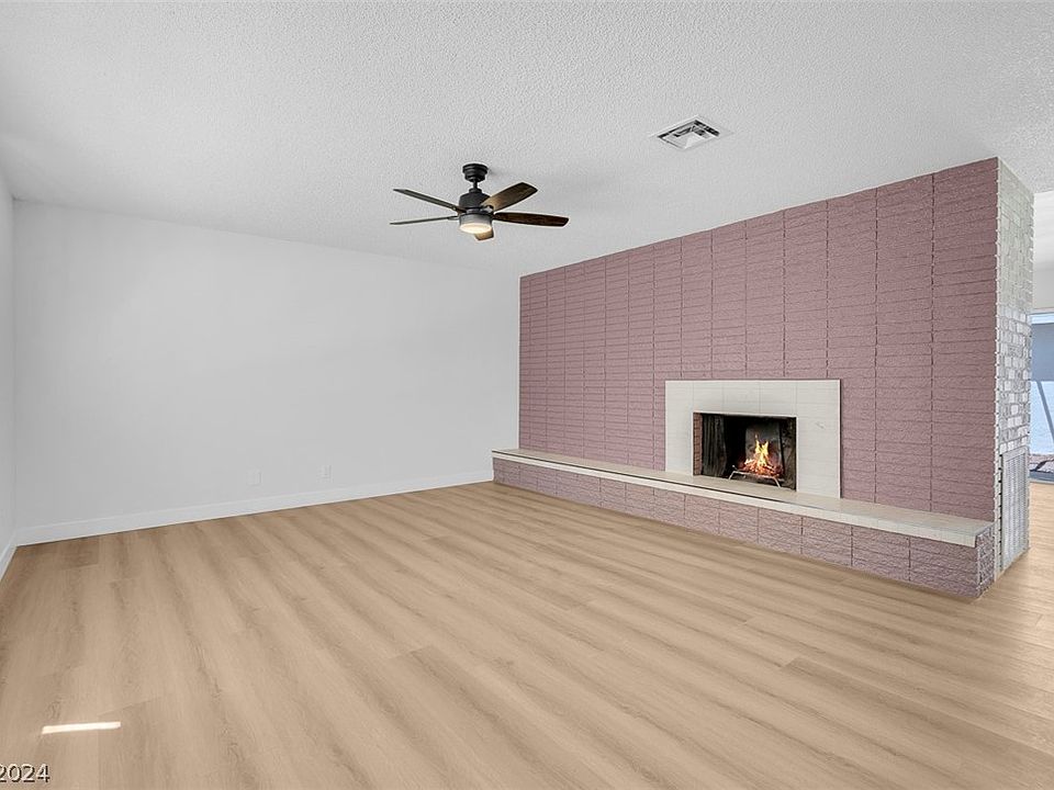 1st image of 338 Greenbriar Townhouse Way #0