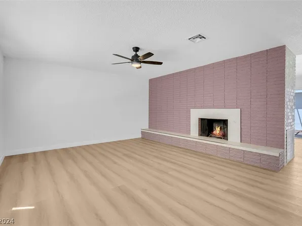 338 Greenbriar Townhouse Way #0, Las Vegas, NV 89121