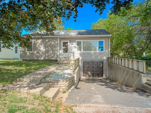 4828 NE 46th Ter, Kansas City, MO 64117
