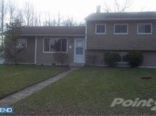 228 University Ave, Pemberton, NJ 08068