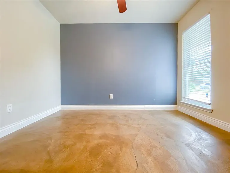 10408 Leaning Willow Dr — Photo 15