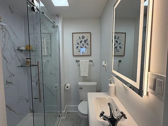 4th image of 2619 Titan St