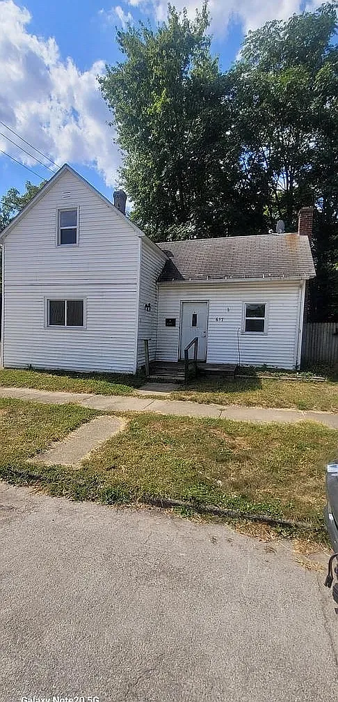 3 bed, 1120 sqft, $675 — Photo 1