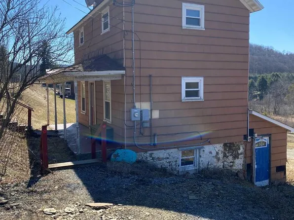 527 Nicktown Hill Rd, Northern Cambria, PA 15714