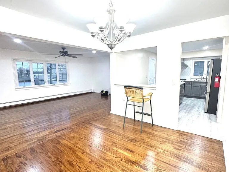 327 Westminster Pl #1 — Photo 8