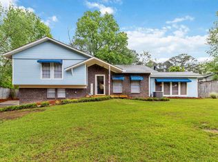 704 Hillcrest Rd, Adamsville, AL 35005