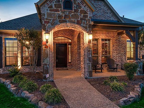 4th image of 1741 Blue Forest Dr