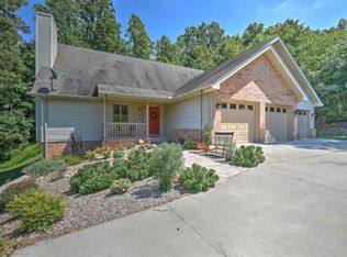 489 Hidden Acres Rd, Kingsport, TN 37664