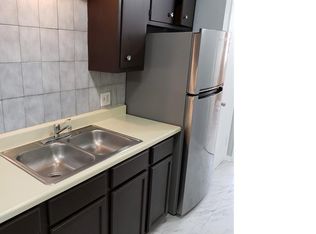 3030 E 79th St #2C, Chicago, IL 60649