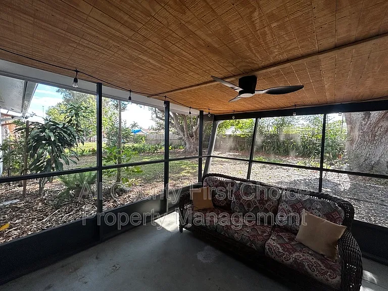 2819 53rd St N — Photo 20