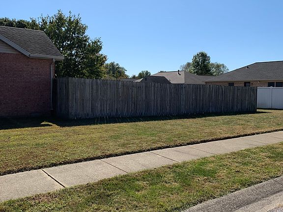 5th image of 4011 Hedgewood Ct