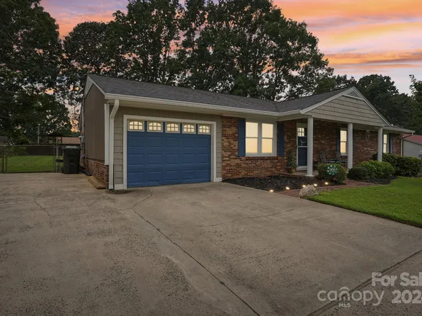 309 Fulton Dr, Kings Mountain, NC 28086