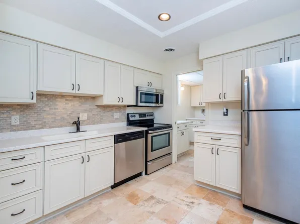 2275 Youngman Ave APT 306W, Saint Paul, MN 55116