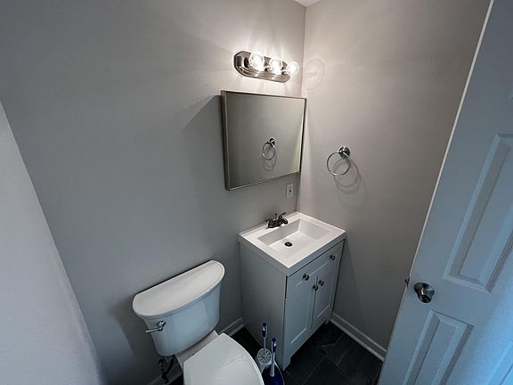 3rd image of 413 Saint Mark St #12797960