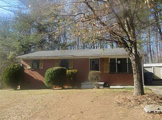 369 Utoy Cir SW, Atlanta, GA 30331