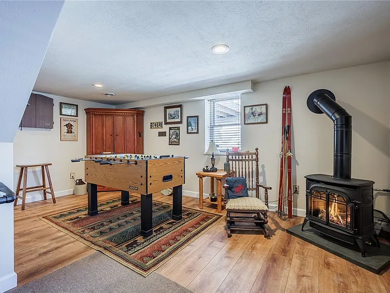 7497 Lake Ave — Photo 22