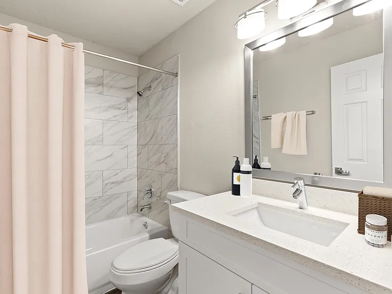 Modern Bathroom