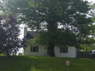 4004 Forest Green Dr, Lexington, KY 40517