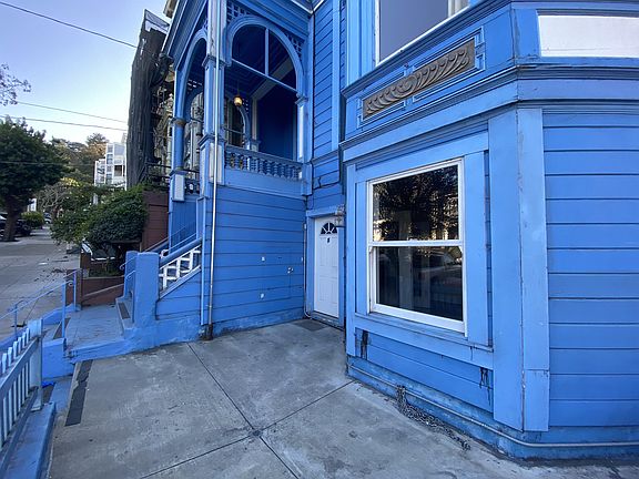 4th image of 25 Baker St #1