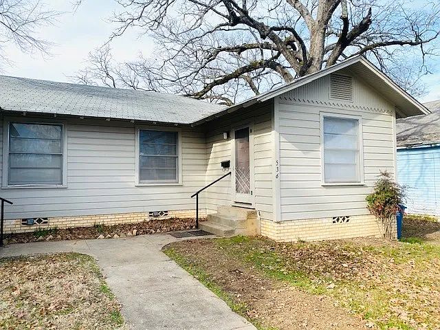 1st image of 536 Dallas St