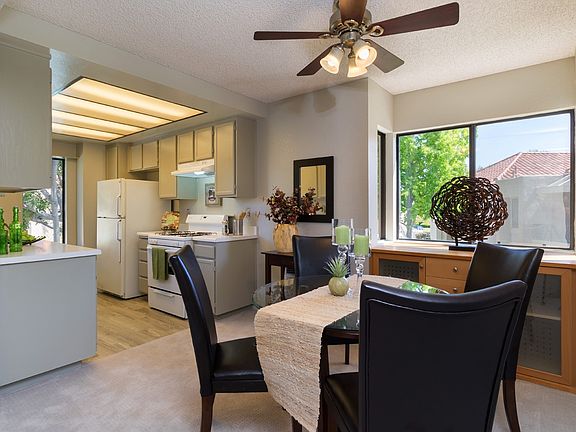 5th image of 8438 Capricorn Way Unit 10
