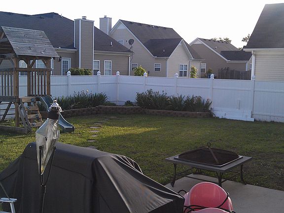 5th image of 403 Birdstone Dr