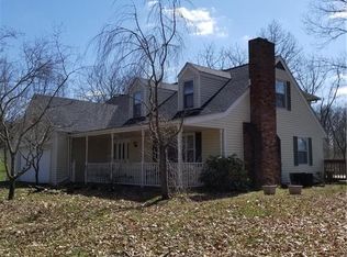 1311 Elk Fork Rd, Gay, WV 25244