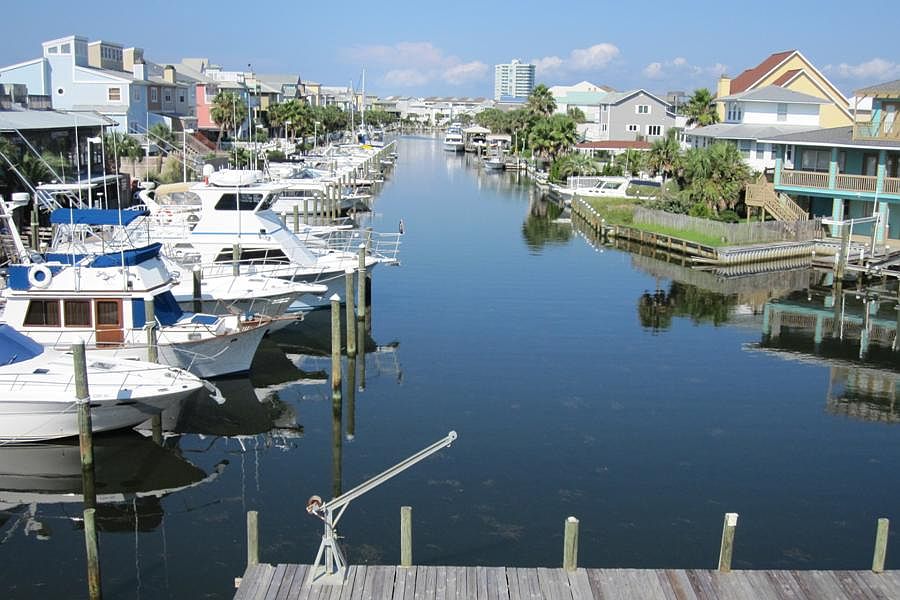 Stunning views & dock