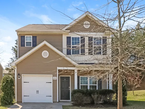 2541 Meadow Crossing Dr, Dallas, NC 28034