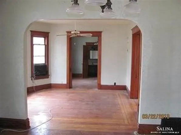 301 N Custer St, Delphos, KS 67436